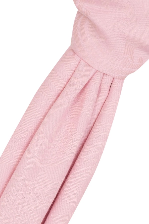 SUMMER PEMBE